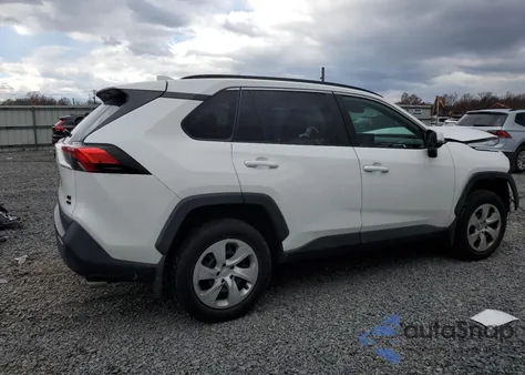 2021 Toyota Rav4 Le z USA, uszkodzony, nr VIN 2T3G1RFV1MC148664